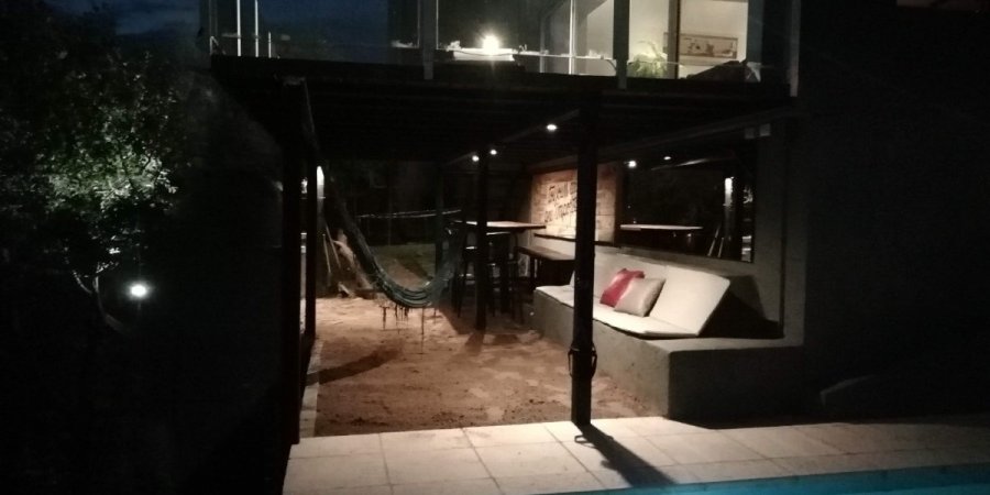 Casa Con Espectacular Vista A Las Sierras, Moderna, Con Diseo - Casa en Venta en Villa Allende con 3 dorm., 6 amb., 233 m2 cubiertos y 1.418 m2 totales - imagen 5