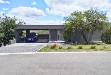 Terreno en Villa Allende en Venta · 1,42 m² de lote · barrio privado · dueño directo · 3 dorm - Imagen 3