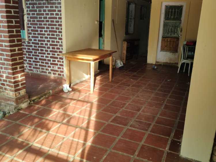 Tu próxima Casa en Venta en Puerto Iguazú · dueño directo · 4 o más dorm · 2 cocheras · 504 m² de lote - Imagen 2