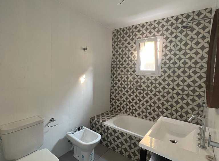 Casa En Venta A Estrenar 5 Ambientes - Casa en Venta en Salta con 2 dorm., 5 amb., 130 m2 cubiertos y 300 m2 totales - imagen 6