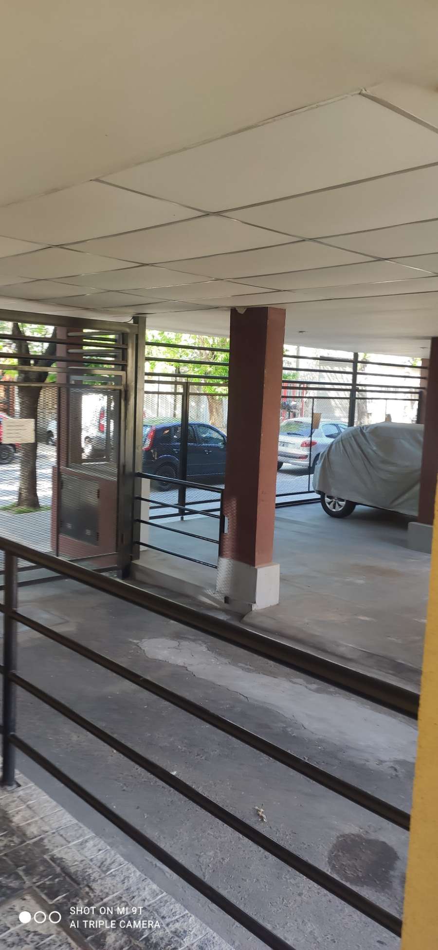 Departamento único en Moron en Venta · dueño directo · 1 dorm · 2 ambientes · 37 m² de lote - Imagen 3