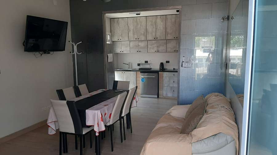 Comprar Terreno en Mendoza · barrio con seguridad · dueño directo · 2 dorm · cochera - Imagen 1