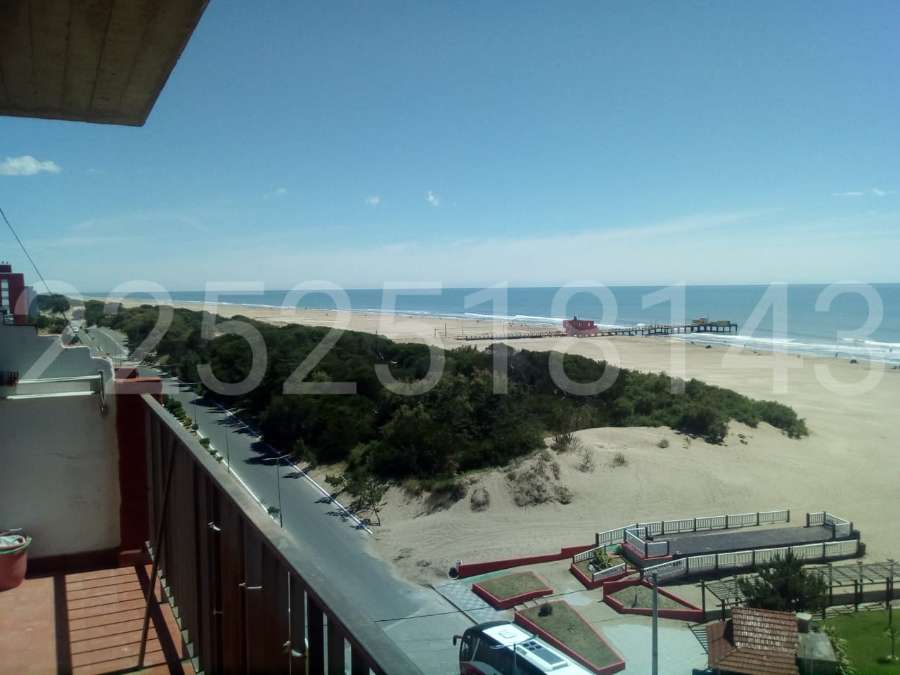 San Clemente Del Tuy 3 Ambientes En El Centro Y Frente Al Mar - Departamento en Temporario en San Clemente del Tuyu con 2 dorm., 3 amb. y 60 m2 cubiertos - imagen 6