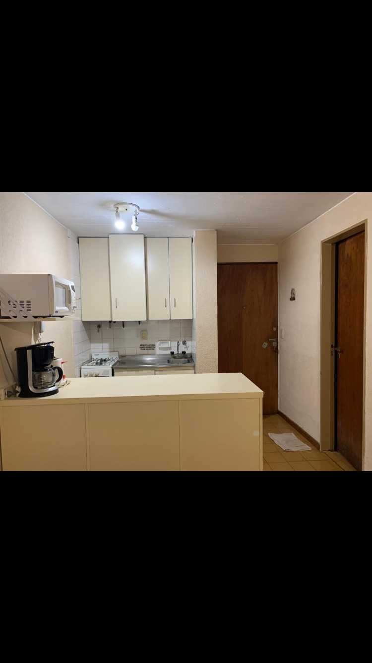 Casa en Pinamar en Temporario · dueño directo · 1 dorm · cochera · 713 m² de lote - Imagen 3