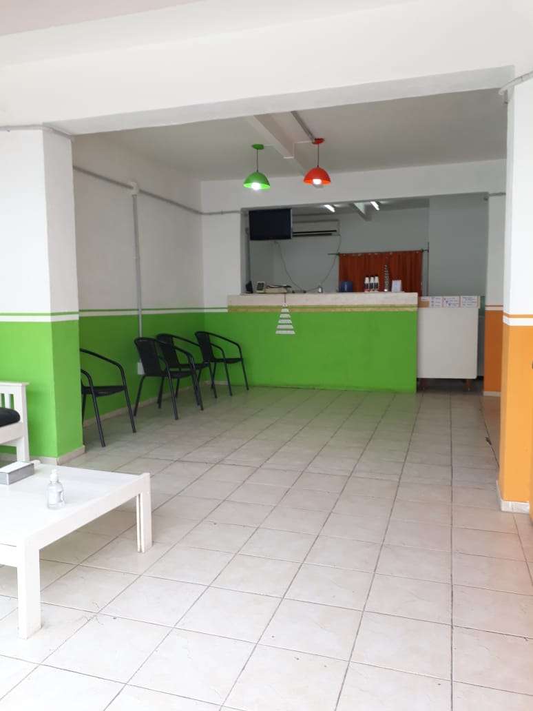 Gran Oportunidad De Invercion Casa Y 2 Locales Centricos - Casa en Venta en Salsipuedes con 2 dorm., 4 amb., 185 m2 cubiertos y 231 m2 totales - imagen 8