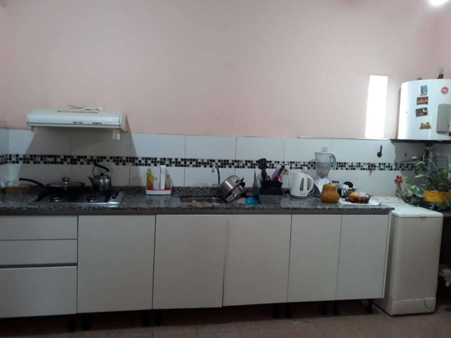 Gran Oportunidad De Invercion Casa Y 2 Locales Centricos - Casa en Venta en Salsipuedes con 2 dorm., 4 amb., 185 m2 cubiertos y 231 m2 totales - imagen 10