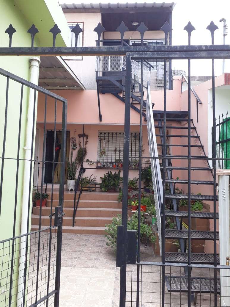 Gran Oportunidad De Invercion Casa Y 2 Locales Centricos - Casa en Venta en Salsipuedes con 2 dorm., 4 amb., 185 m2 cubiertos y 231 m2 totales - imagen 11