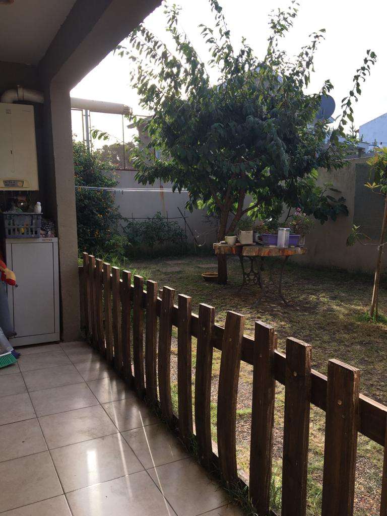 Casa en Necochea en Venta · dueño directo · 4 o más dorm · 5 ambientes · 225 m² de lote - Imagen 4