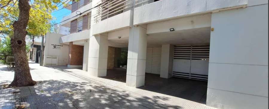 Espacio de Cochera en Venta - Edificio Pilay - Imagen 2