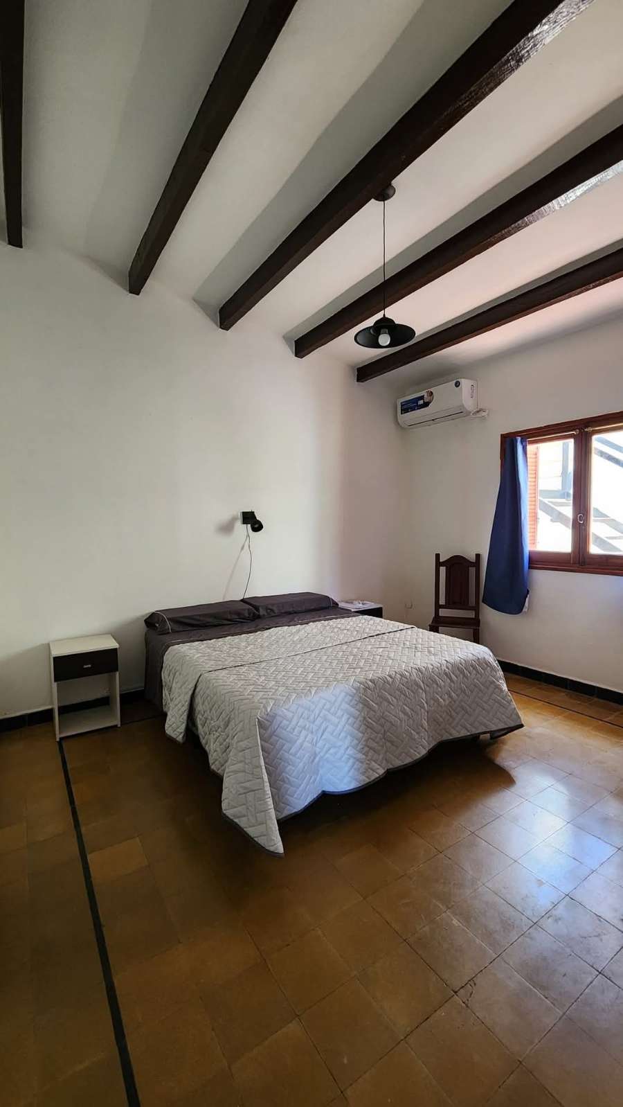 Casa en Temporario en Villa Carlos Paz con · dueño directo · 3 dorm · cochera · 250 m² de lote - Imagen 3