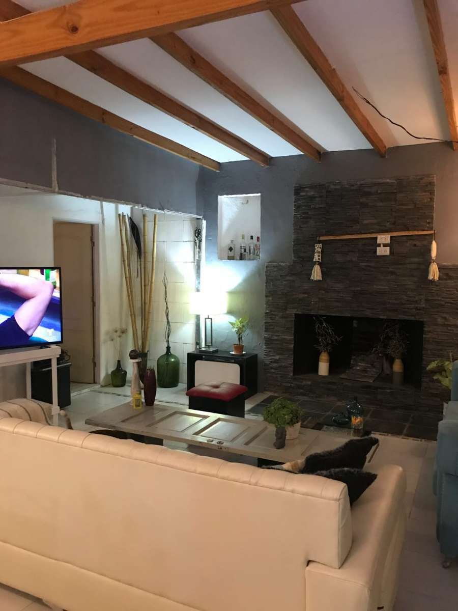 Casa en venta, 3 ambientes. - Imagen 2