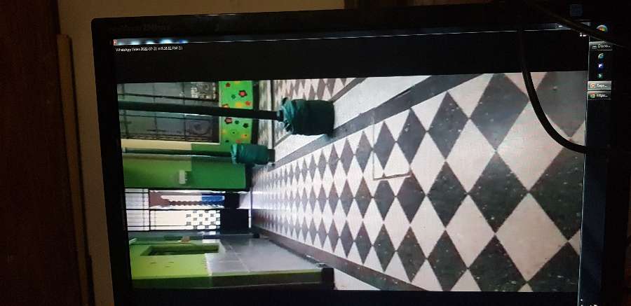 CASAS DE USO COMERCIAL AMPLIAS Y MUY BUEN PRECIO - Imagen 3