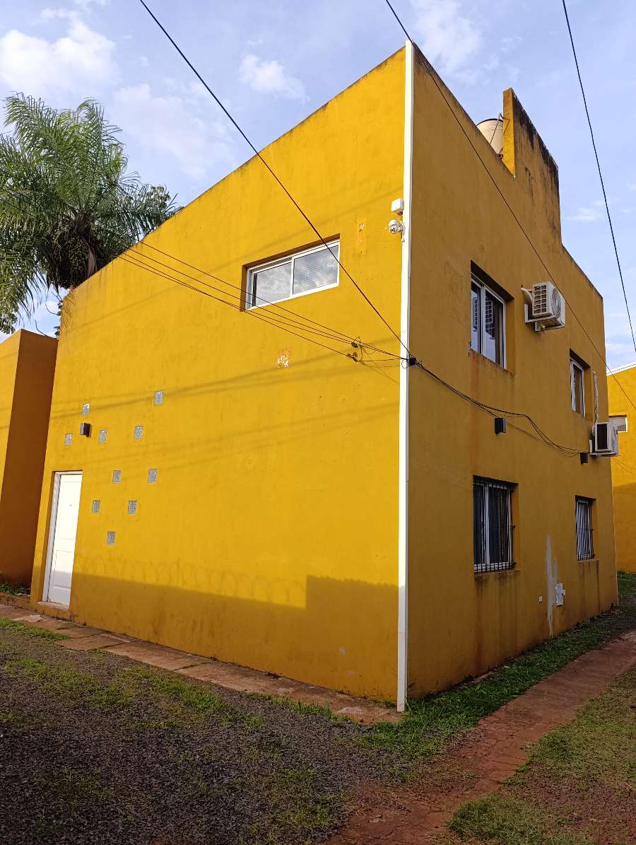Casa en Venta en Posadas, · barrio privado · dueño directo · 1 dorm · 4 cocheras - Imagen 4