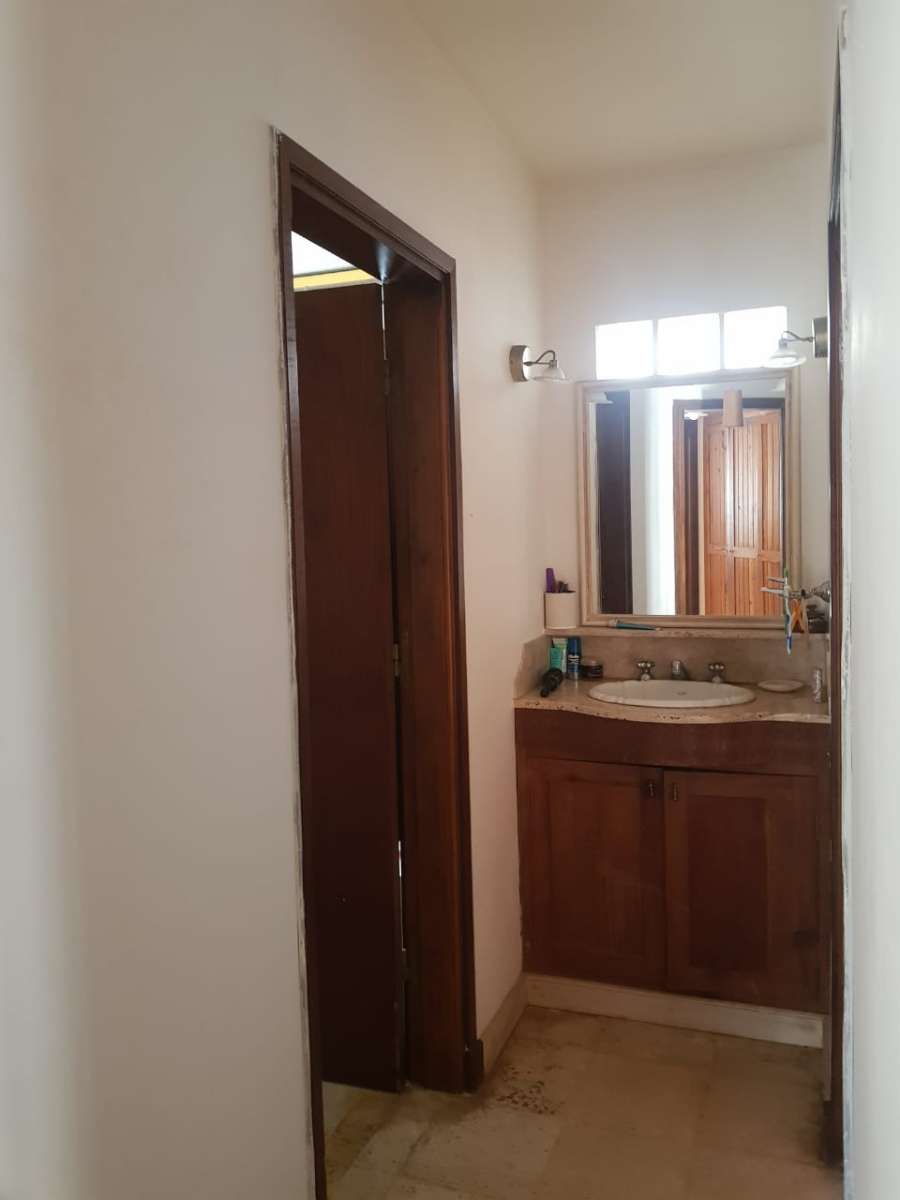 Casa En Venta En Ro Cuarto, Crdoba, Con 3 Dormitorios Y Cochera Para 2 Vehculos - Casa en Venta en Río Cuarto con 3 dorm. y 250 m2 totales - imagen 6