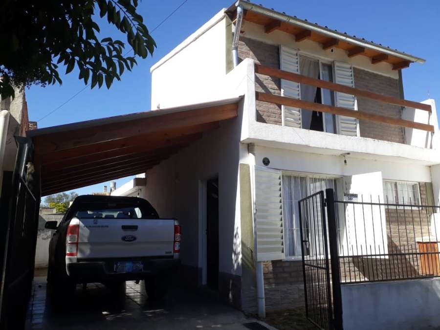 Casa en Temporario en Bialet Masse con · dueño directo · 2 dorm · cochera · 300 m² de lote - Imagen 1