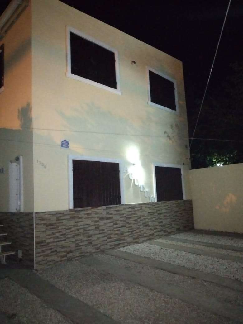 Casa disponible para la en Temporario en Mar de Ajo · dueño directo · 1 dorm · 2 ambientes · cochera - Imagen 1