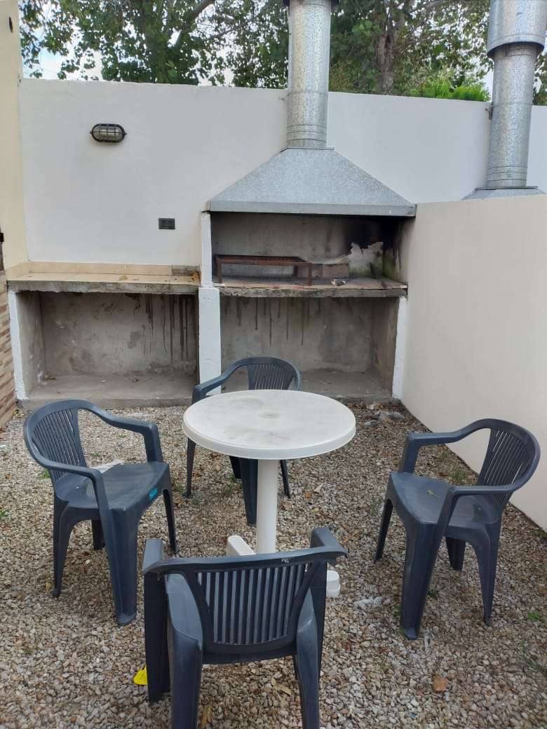Departamento temporario en Mar de Ajó, Buenos Aires, 2 ambientes con patio - Imagen 5