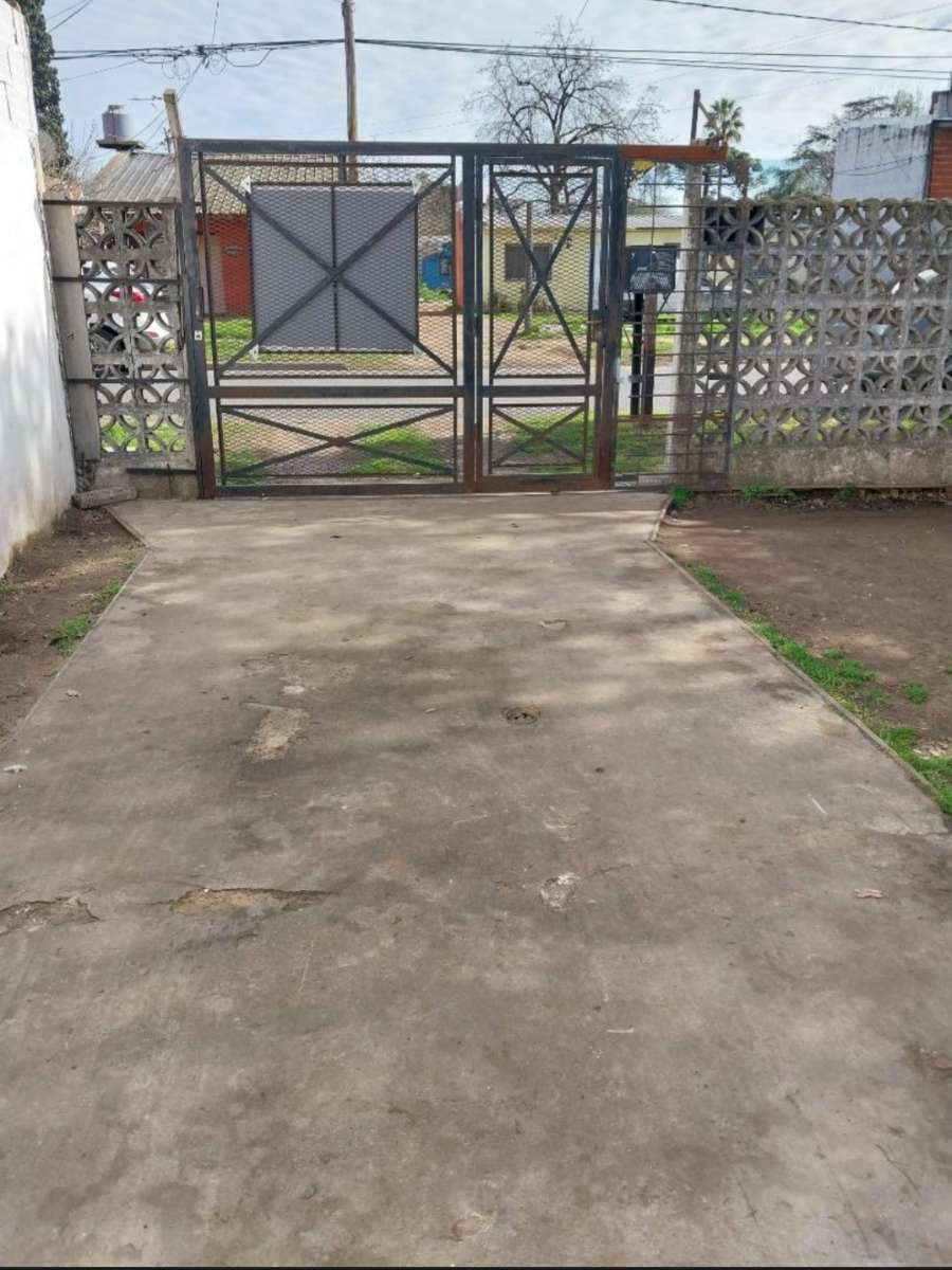 Casa En Venta En Moreno, Buenos Aires, 2 Dormitorios Y 1 Bao - Casa en Venta en Moreno con 2 dorm., 60 m2 cubiertos y 550 m2 totales - imagen 7